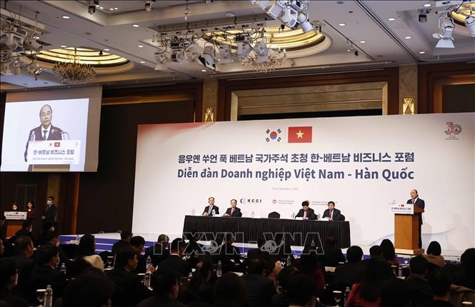 Hundreds of firms attend Vietnam – RoK business forum in Seoul